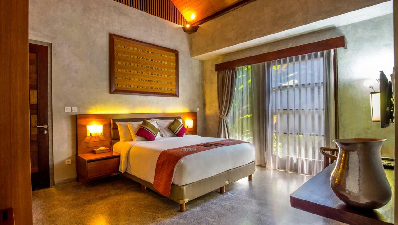 Three-Bedroom Villa Private Pool